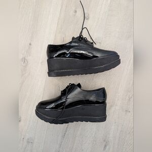 Stuart Weitzman Excellent Condition/Dust Bag